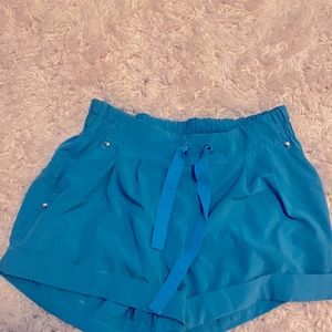 Womens lululemon shorts size 6